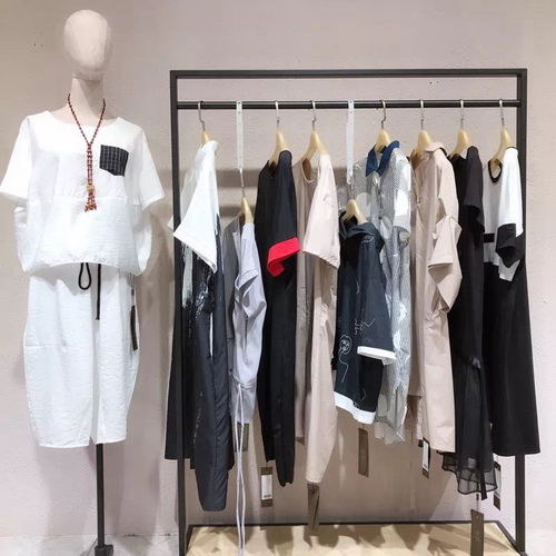 雅瑩女裝 折扣回味的精品時(shí)尚